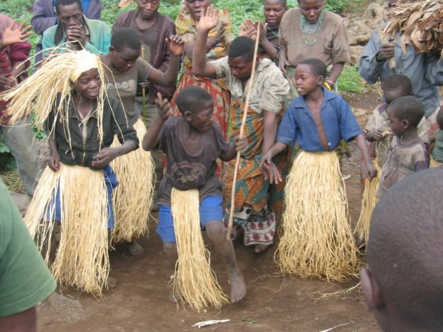 The Unique Cultural Experiences Available on a Uganda Safari